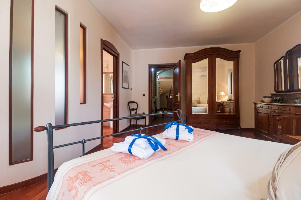 Villa Corrasi Oliena Luxury المظهر الخارجي الصورة