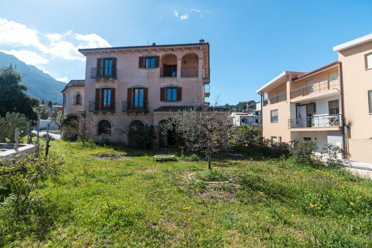 Villa Corrasi Oliena Luxury المظهر الخارجي الصورة