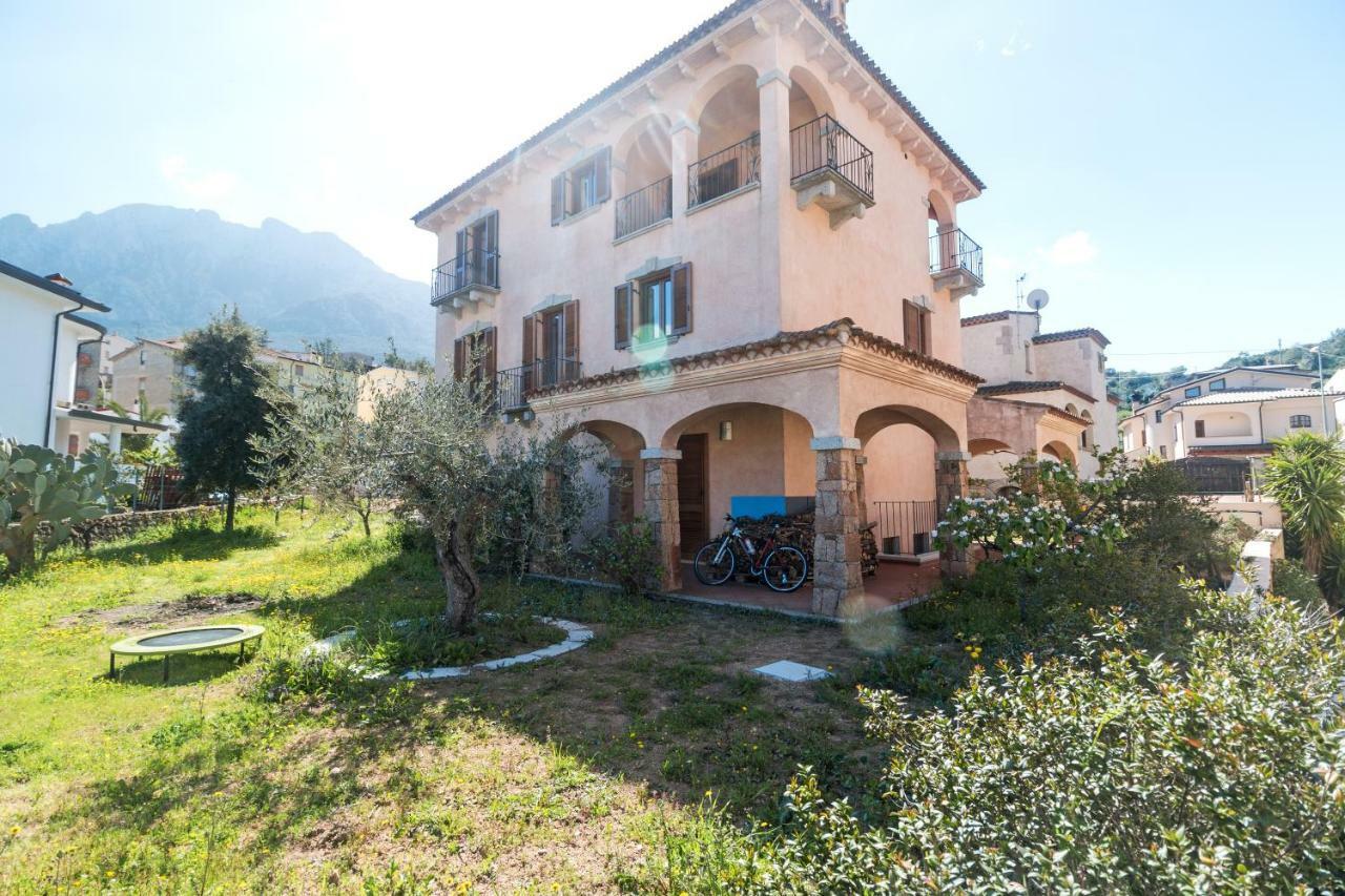 Villa Corrasi Oliena Luxury المظهر الخارجي الصورة