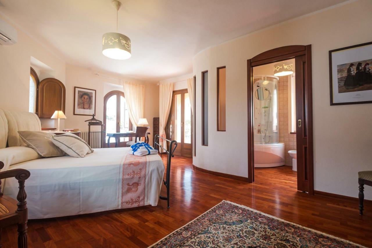 Villa Corrasi Oliena Luxury المظهر الخارجي الصورة