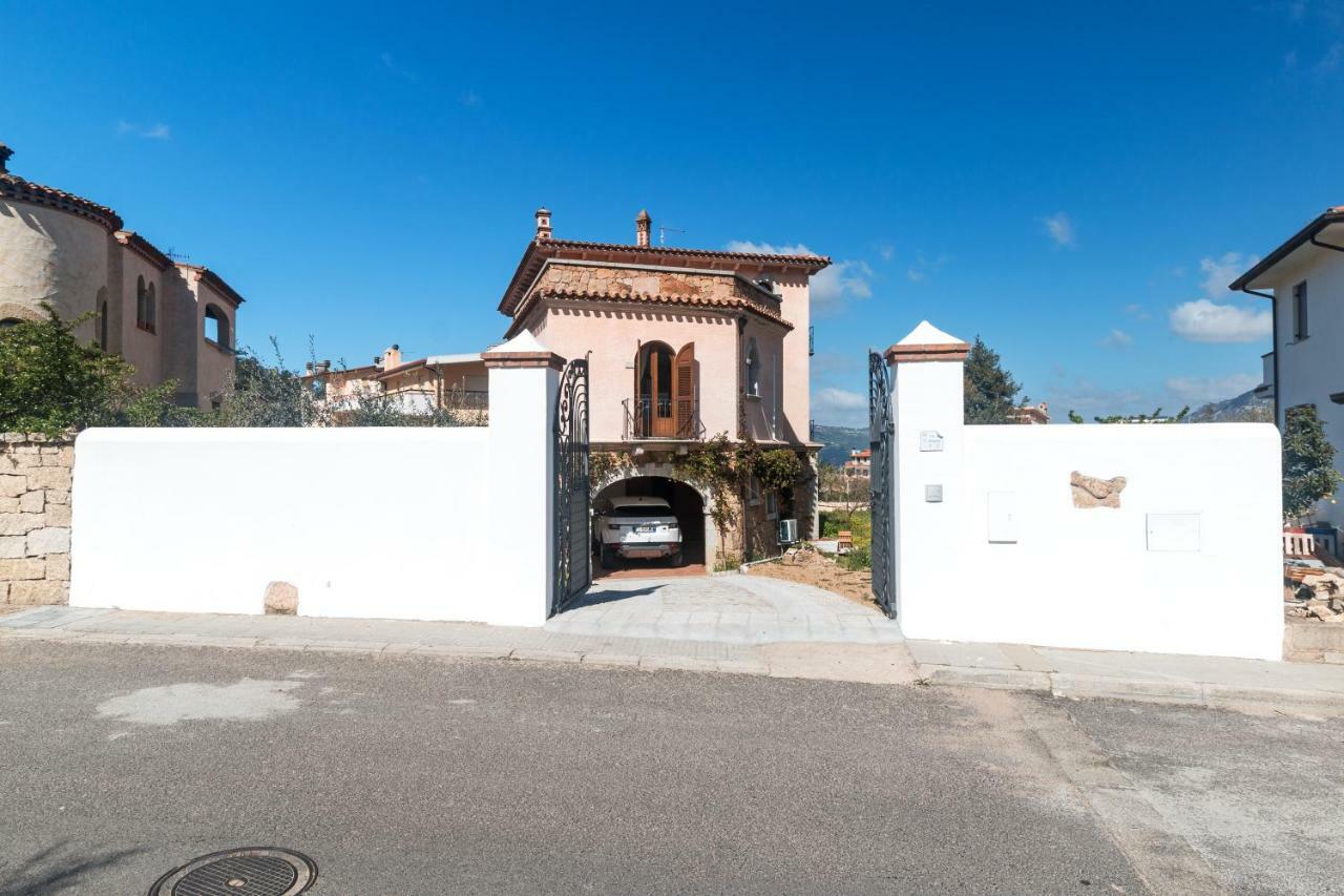 Villa Corrasi Oliena Luxury المظهر الخارجي الصورة