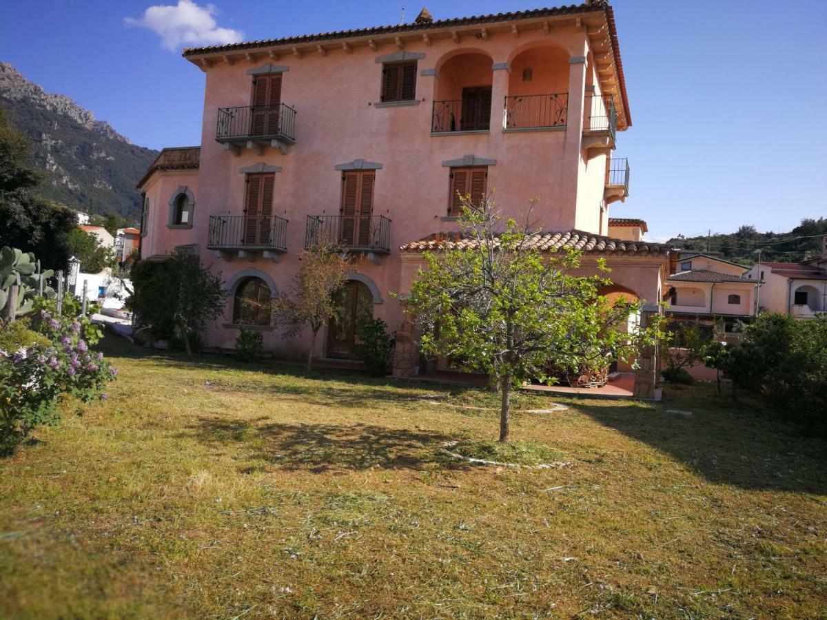 Villa Corrasi Oliena Luxury المظهر الخارجي الصورة